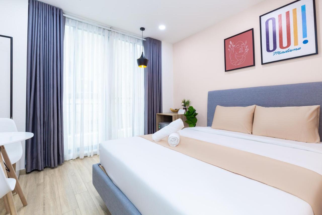 Cozrum Homes - Charming Corner Ho Chi Minh City
