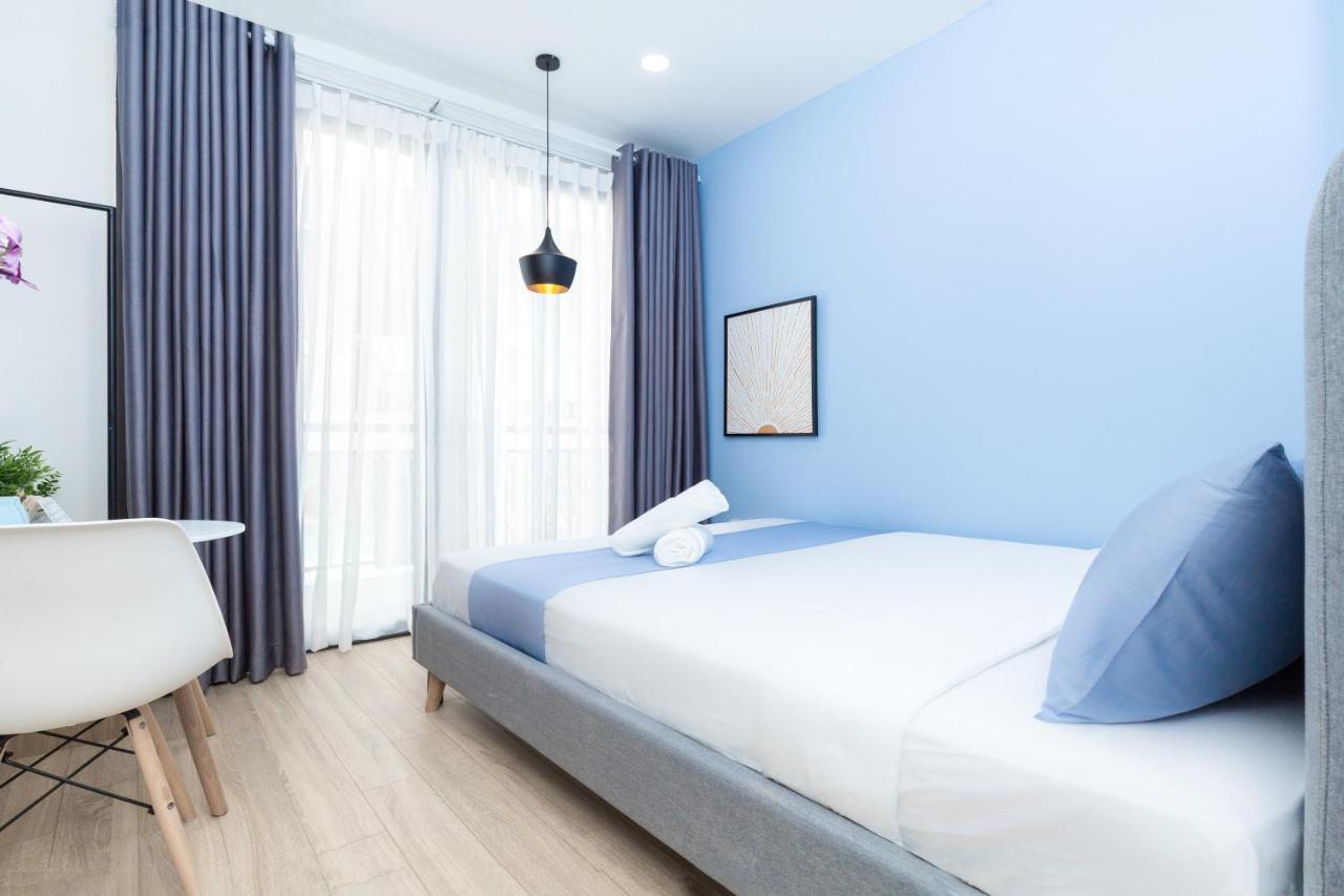 Căn hộ Cozrum Homes - Charming Corner
