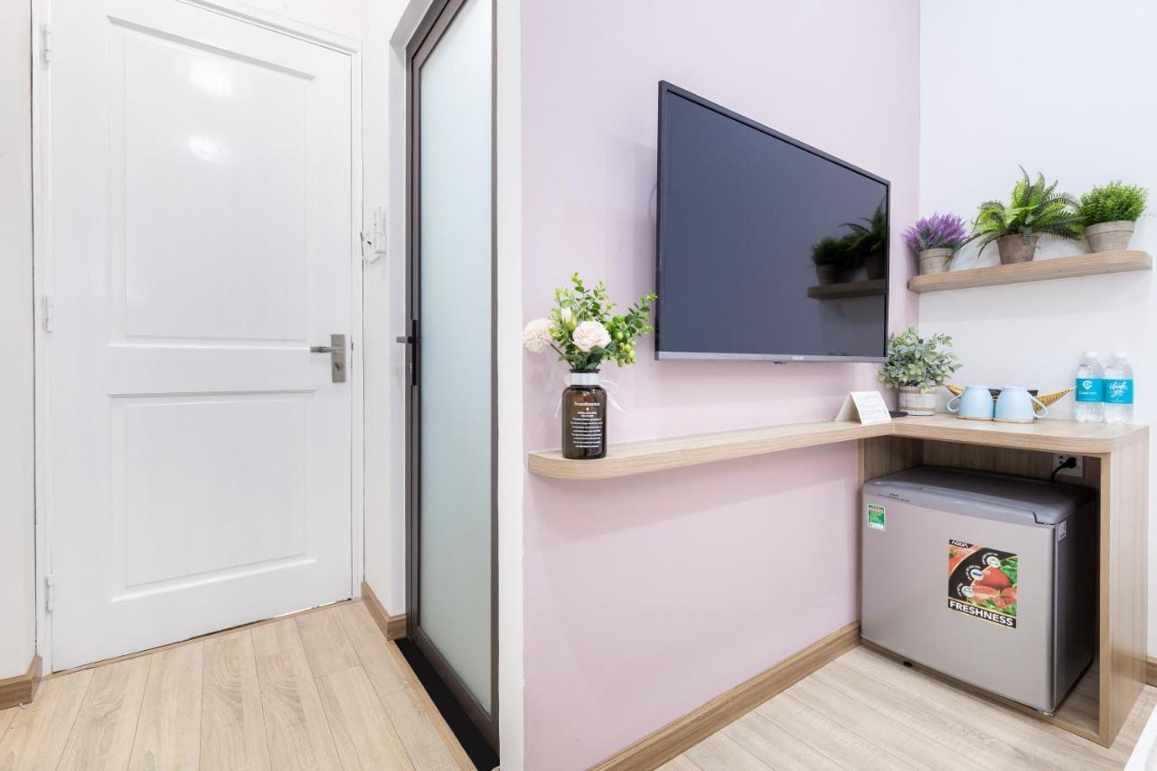 Căn hộ Cozrum Homes - Charming Corner *